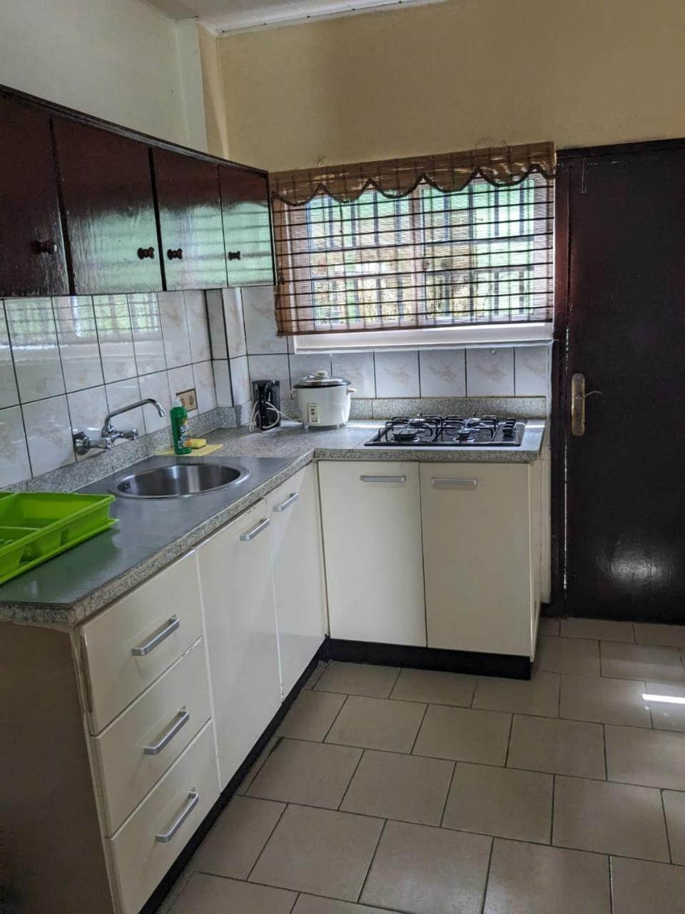 De Kolibrie Appartementen Парамарибо Екстериор снимка