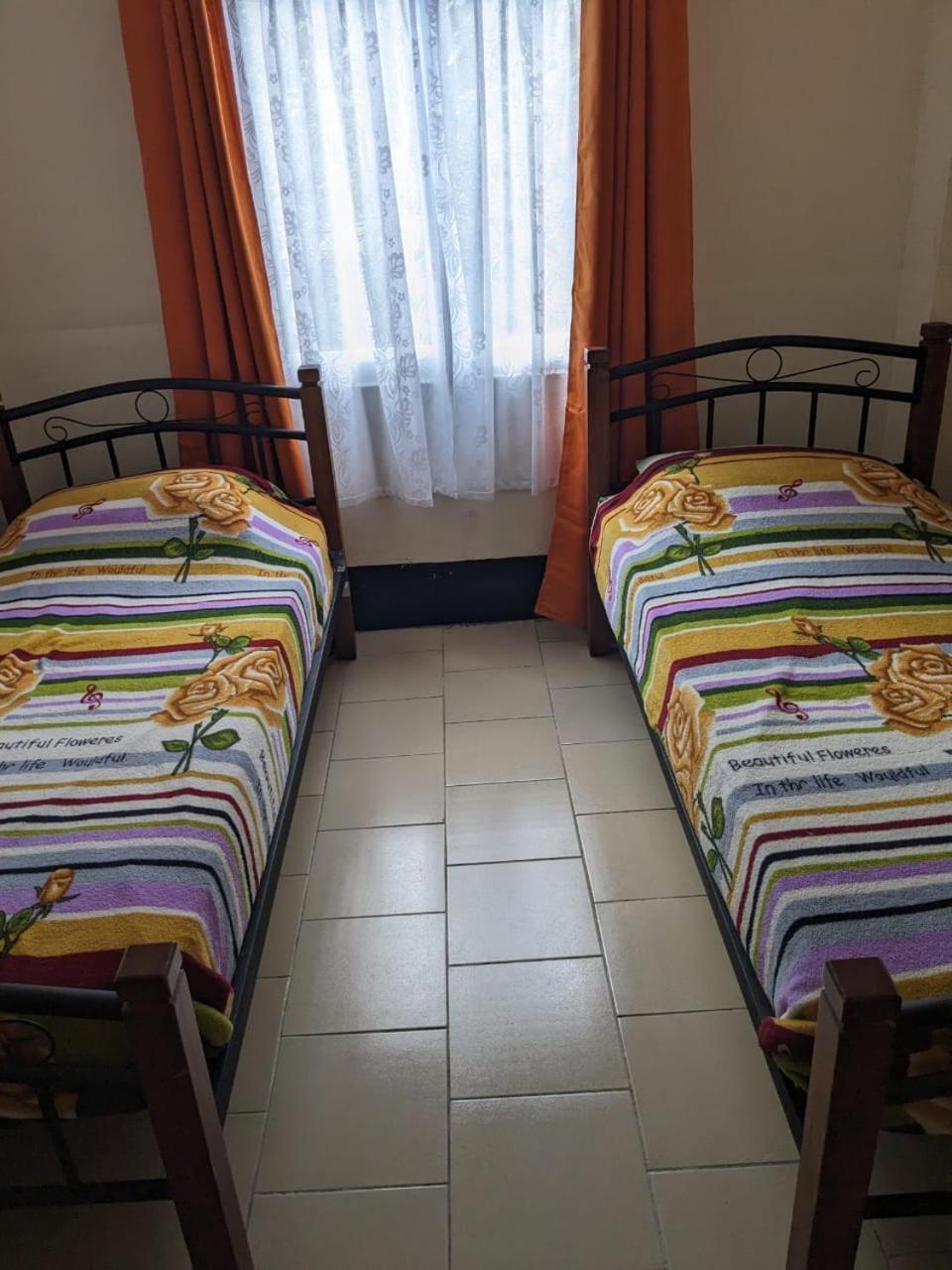 De Kolibrie Appartementen Парамарибо Екстериор снимка